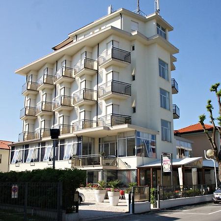 Hotel Goldene Rose Rimini Kültér fotó