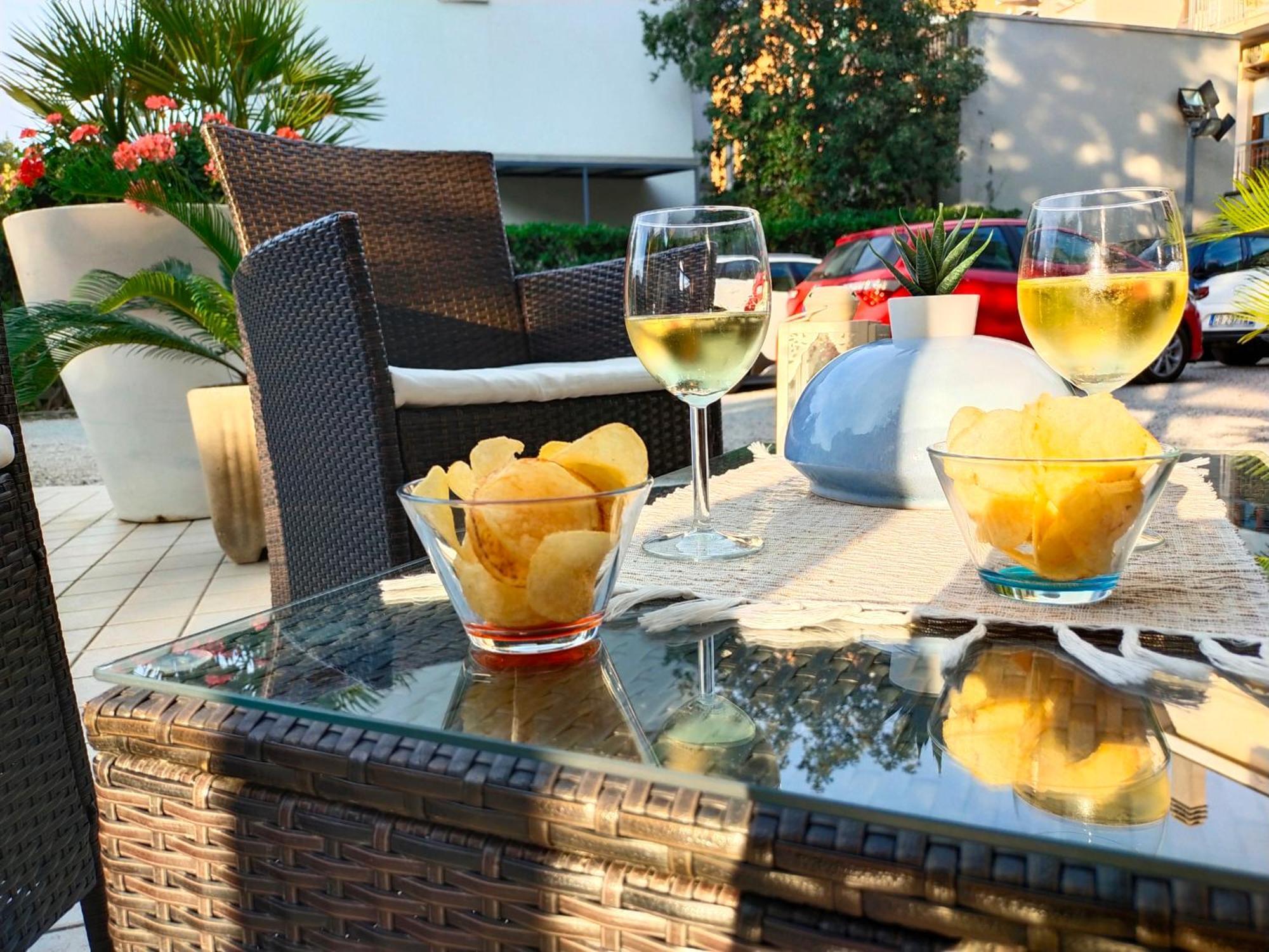 Hotel Goldene Rose Rimini Kültér fotó