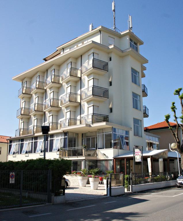 Hotel Goldene Rose Rimini Kültér fotó